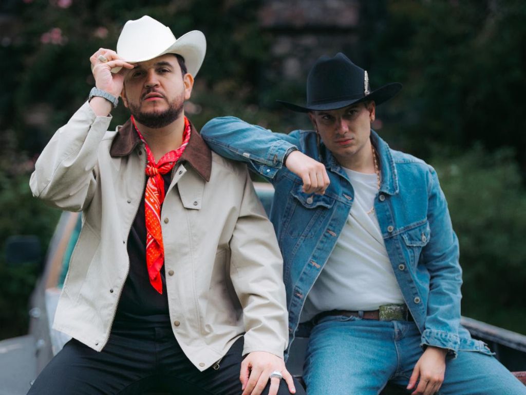 Eden Muñoz y Pipe Bueno lanzan “Noveno Piso”, su nuevo tema de despecho junto a Iván Calderón