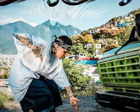 Santa Fe Klan Baile cholo